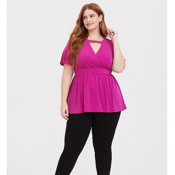 FUCHSIA STUDIO KNIT CHOKER TOP - Picture 2 of 5